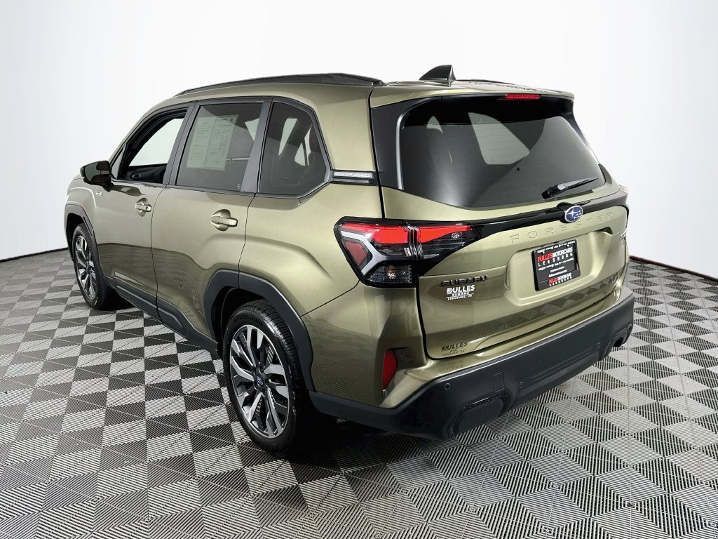 Used 2026 Subaru Forester Touring AWD/4WD image 5