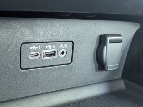 Used 2023 Nissan Altima 2.5 SV FWD image 25