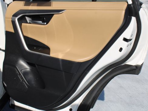 Used 2024 Toyota RAV4 Limited w/ Advanced Technology Package image 18