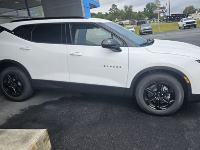 New 2025 Chevrolet Blazer LT w/ Midnight/Sport Edition