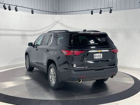 Used 2023 Chevrolet Traverse LT image 13