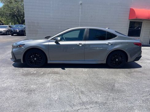 Used 2026 Toyota Camry SE FWD image 2