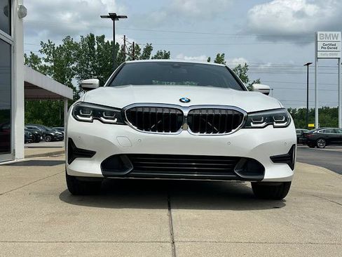 Used 2020 BMW 330i xDrive Sedan w/ Premium Package AWD/4WD image 2