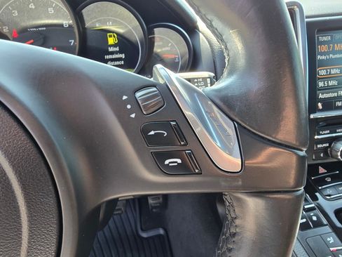 Used 2012 Porsche Cayenne AWD/4WD image 7