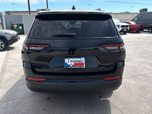 Certified 2024 Jeep Grand Cherokee L Altitude image 6