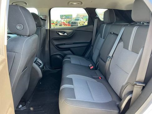Used 2023 Chevrolet Blazer LT AWD/4WD image 4