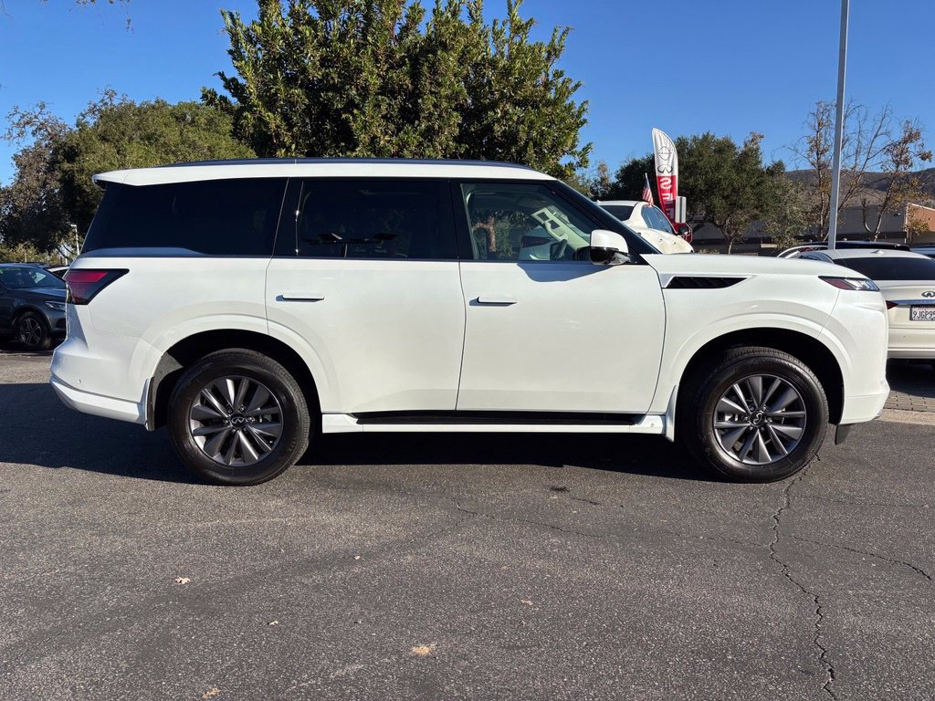 Certified 2026 INFINITI QX80 Pure w/ Cargo Package AWD/4WD image 2