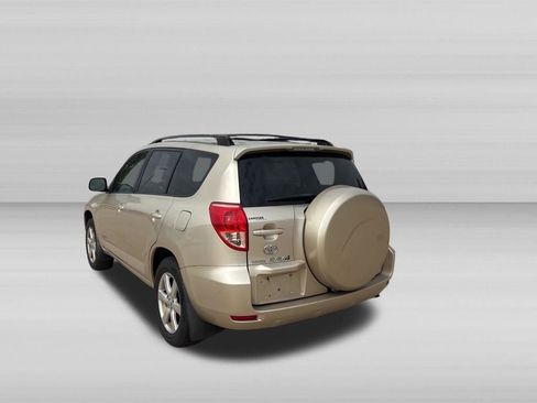 Used 2008 Toyota RAV4 Limited AWD/4WD image 6