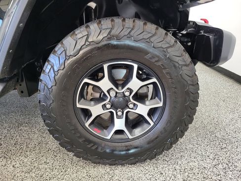 Used 2023 Jeep Wrangler Unlimited Rubicon image 25