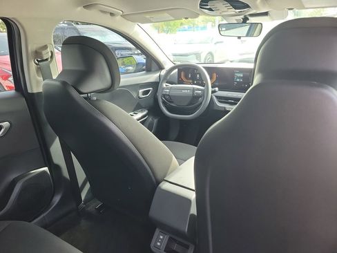 New 2026 Kia K4 LXS image 13