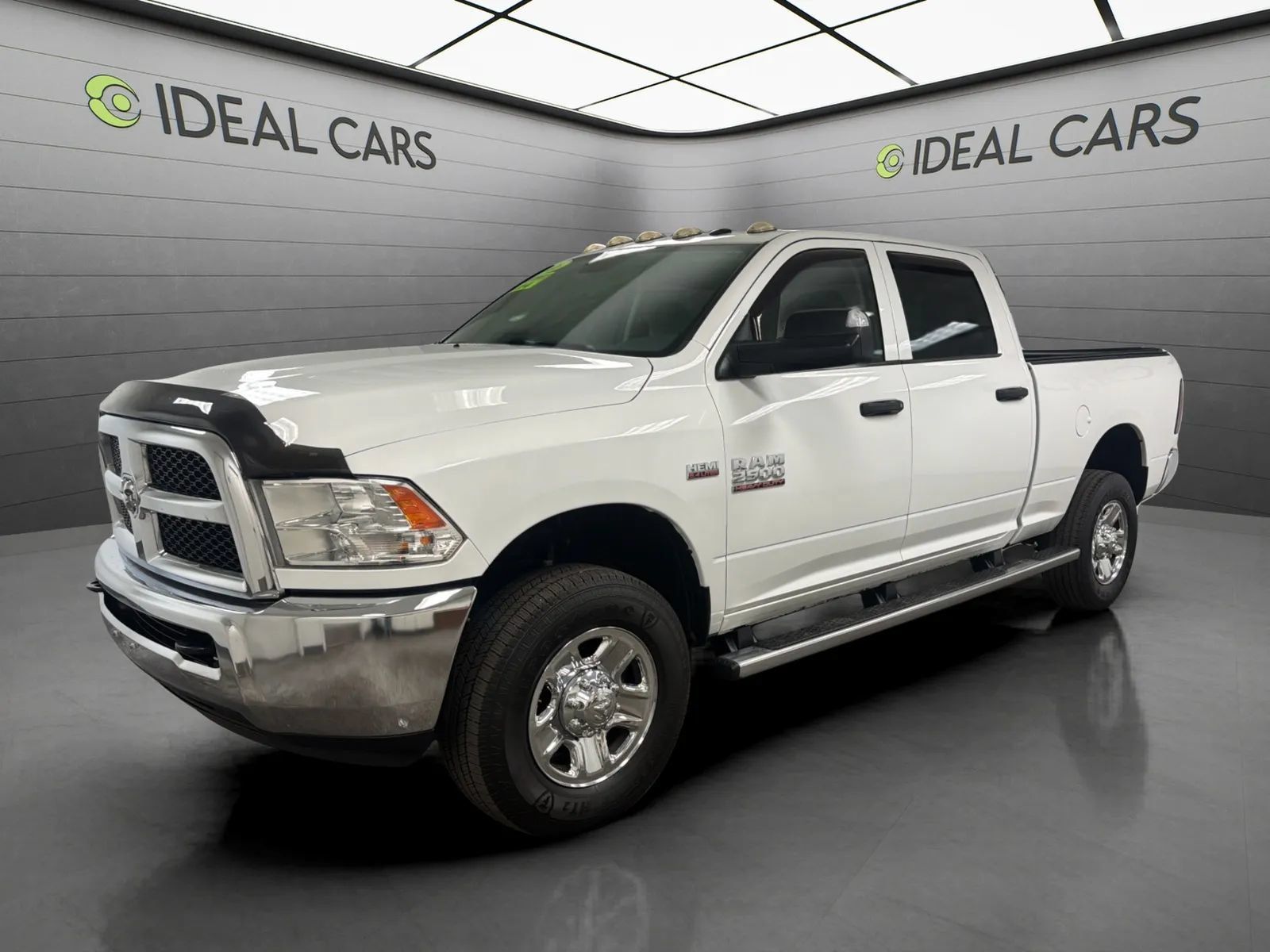 Used 2016 RAM 2500 Tradesman w/ Chrome Appearance Group AWD/4WD image 1