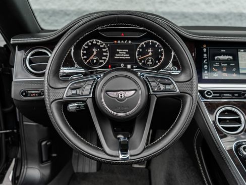 Used 2020 Bentley Continental GT AWD/4WD image 31