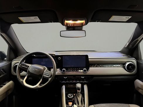 Used 2024 Chevrolet Colorado ZR2 w/ Technology Package image 14