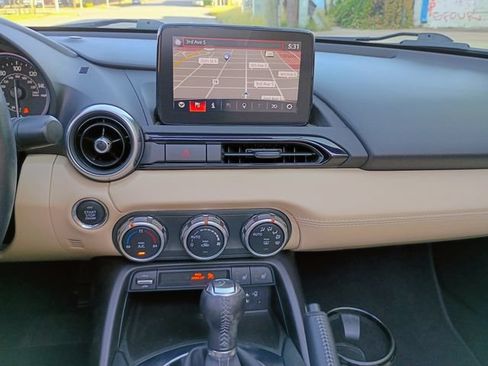 Used 2020 MAZDA MX-5 Miata RF Grand Touring RWD image 48