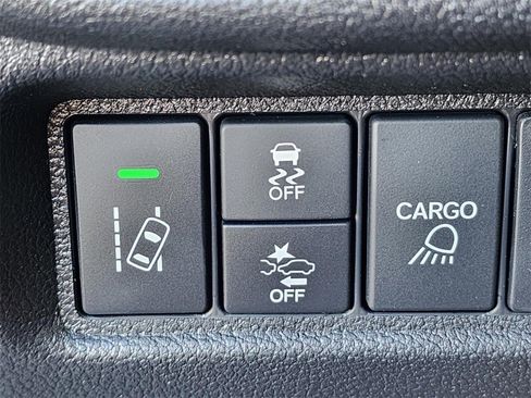Certified 2025 Honda Ridgeline RTL image 32