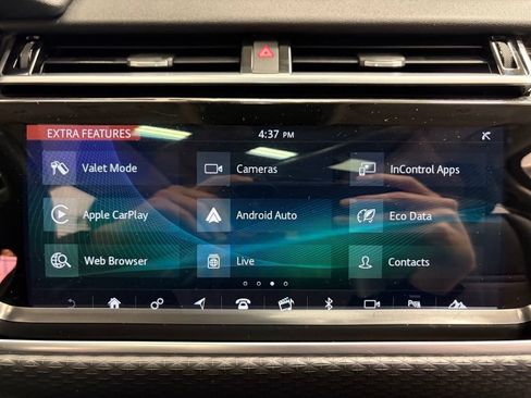 Used 2018 Land Rover Range Rover Velar S AWD/4WD image 17