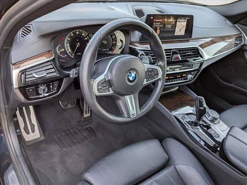 Used 2017 BMW 540i RWD image 10