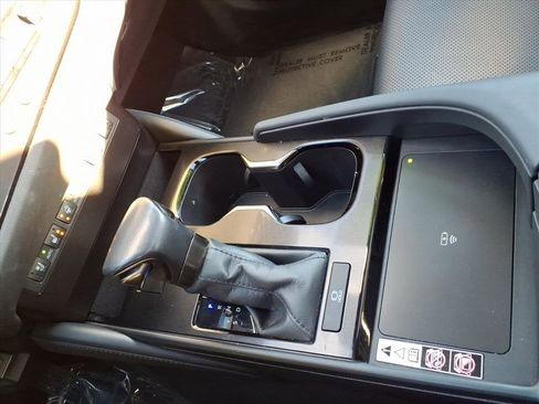 Used 2023 Lexus ES 350 w/ Premium Package image 17