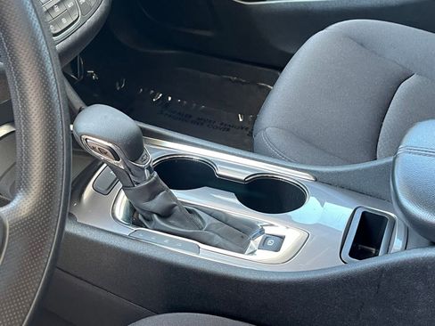 Used 2023 Chevrolet Malibu LT image 41