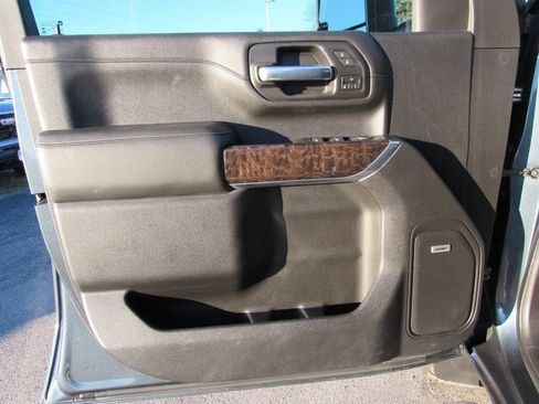 Used 2020 GMC Sierra 2500 Denali w/ Denali Ultimate Package image 10