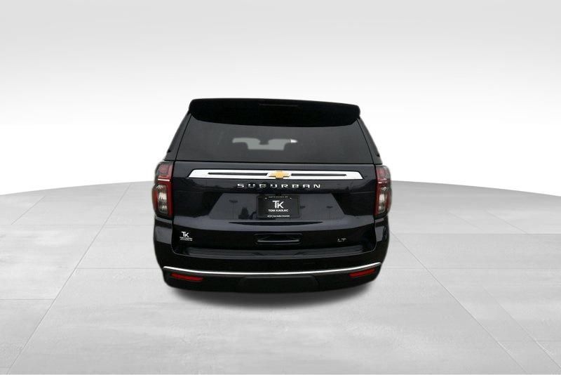 Used 2024 Chevrolet Suburban LT AWD/4WD image 6