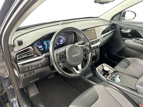 Used 2022 Kia Niro EX w/ Cold Weather Package image 21