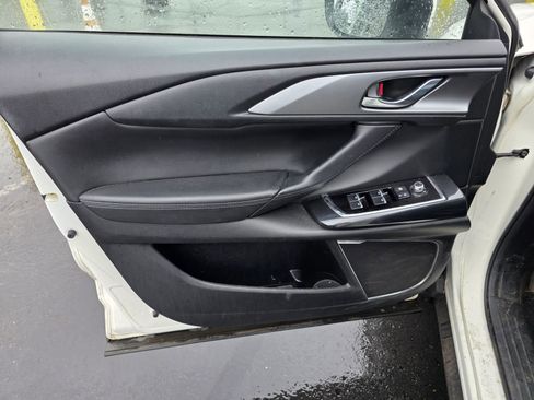 Used 2018 MAZDA CX-9 Touring w/ Touring Premium Package AWD/4WD image 10