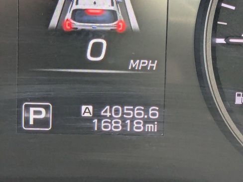 Used 2024 Subaru Ascent Premium w/ Convenience Package image 30