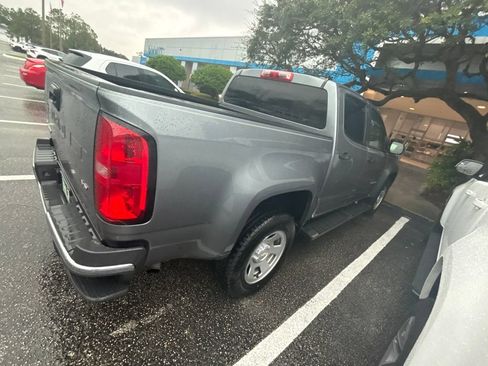 Used 2021 Chevrolet Colorado W/T w/ WT Convenience Package RWD image 4