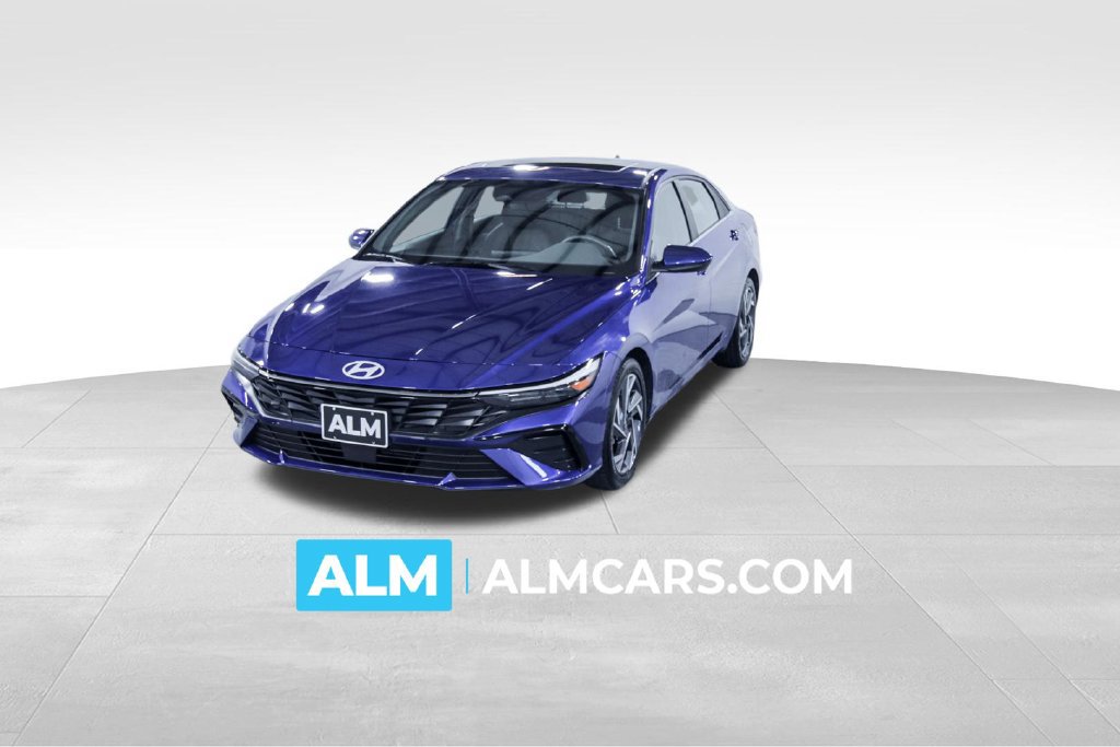 Used 2025 Hyundai Elantra SEL FWD image 1