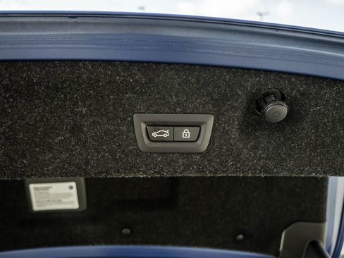 Used 2023 BMW M4 xDrive Competition image 37