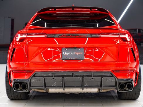 Used 2021 Lamborghini Urus AWD/4WD image 18