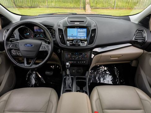 Used 2017 Ford Escape Titanium w/ Equipment Group 301A FWD image 18