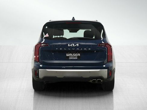 Used 2023 Kia Telluride S w/ S Sunroof Package image 4