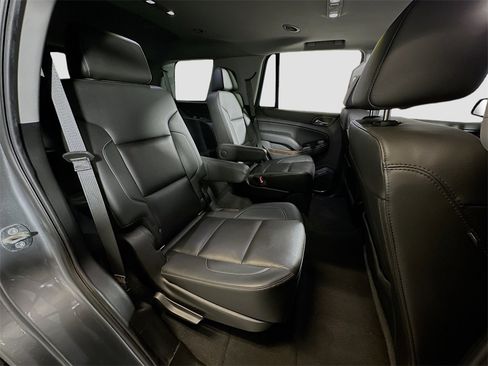 Used 2020 Chevrolet Tahoe LT image 31