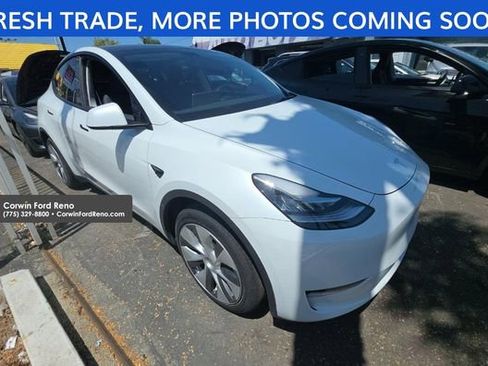 Used 2023 Tesla Model Y Long Range AWD/4WD image 1