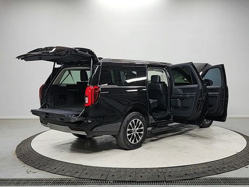 Used 2025 Ford Expedition Max Platinum image 15