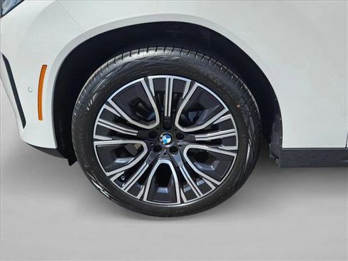 Used 2025 BMW X3 xDrive30i image 10