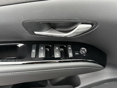 Certified 2024 Hyundai Tucson Limited image 33