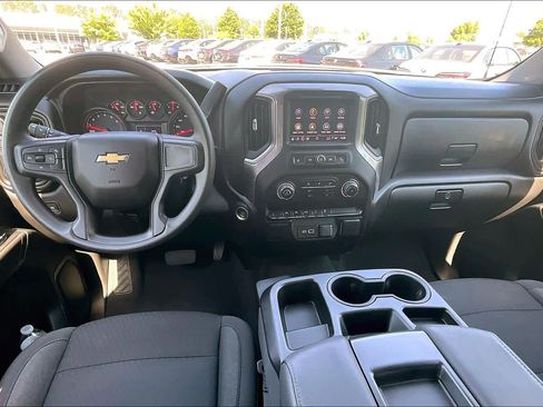 Used 2025 Chevrolet Silverado 1500 Custom AWD/4WD image 15
