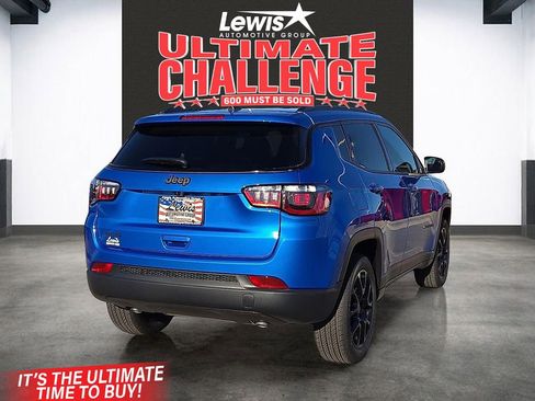 New 2026 Jeep Compass Latitude image 4