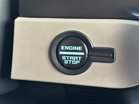 Used 2023 Ford Bronco Wildtrak image 23