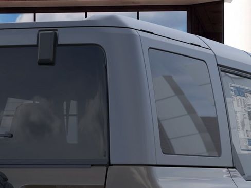 New 2026 Ford Bronco Outer Banks w/ Sasquatch Package AWD/4WD image 24