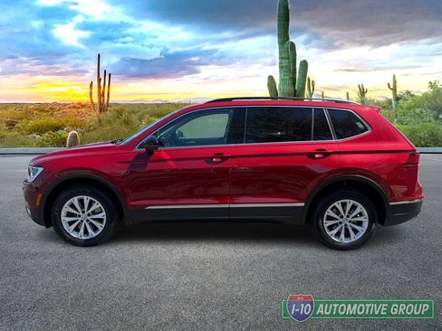 Used 2018 Volkswagen Tiguan SE w/ Panoramic Sunroof Package AWD/4WD image 8