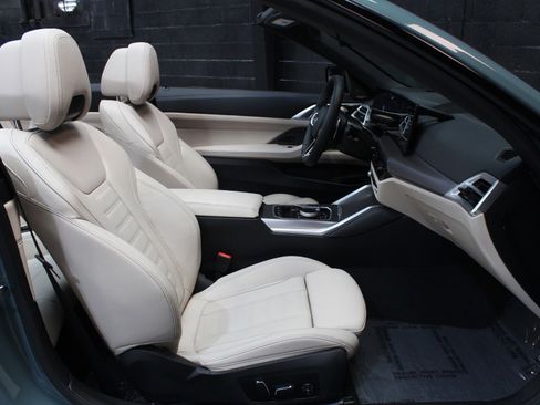 Used 2025 BMW 430i xDrive Convertible w/ M Sport Package image 41