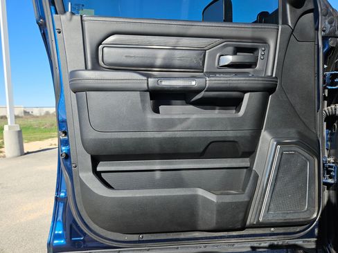 Used 2021 RAM 3500 Limited image 11