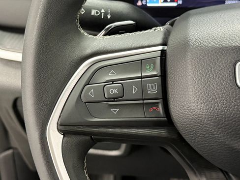 Used 2023 Jeep Grand Cherokee L Laredo AWD/4WD image 18