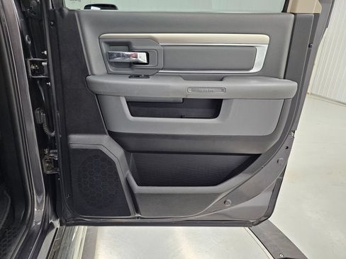 Used 2016 RAM 1500 Big Horn RWD image 28