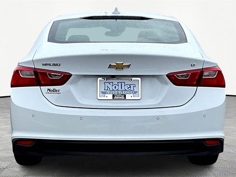 Used 2024 Chevrolet Malibu LT image 4