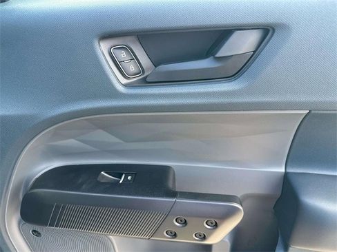 New 2025 Ford Maverick Lariat w/ Black Appearance Package image 14